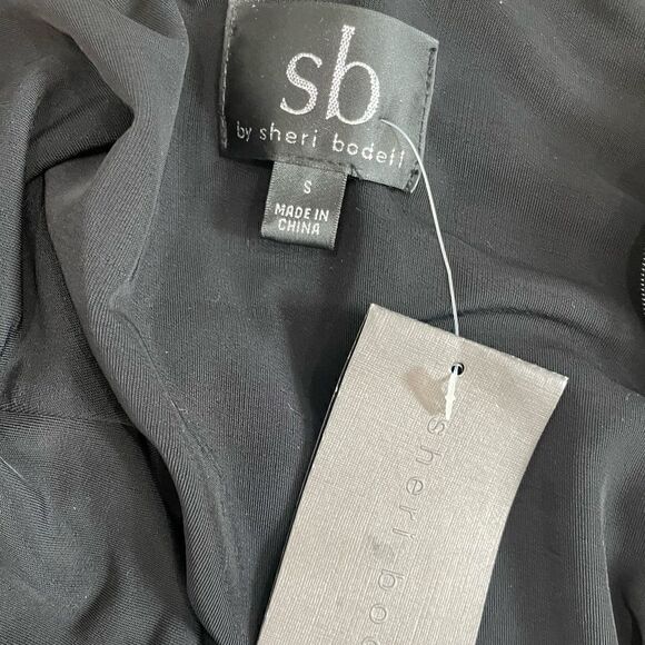 NWT Sheri BODELL black open back maxi dress with sequin detail - Picture 6 of 9